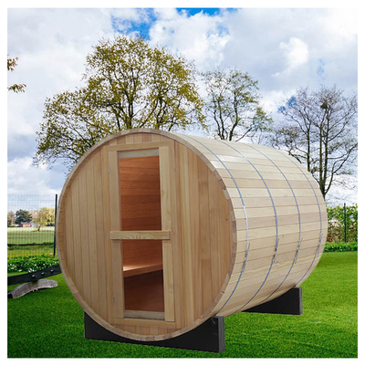 Sauna de barril al aire libre con ventana panorámica