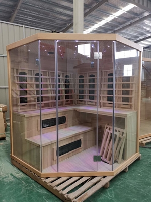 Sauna de infrarrojos para 4 personas y sala combinada de vapor interior