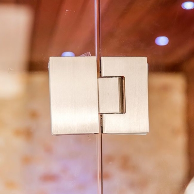 Sitio seco casero de madera de la sauna del espectro completo interior de 3 personas en cicuta